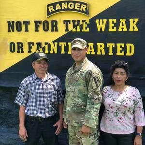 Meet your Posher, Miriam